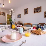 Nocleg ze śniadaniem Le Domaine Des Ecoliers 3*
