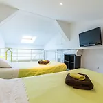 Le Domaine Des Ecoliers Bed & Breakfast