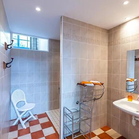 Le Domaine Des Ecoliers Montaigu-Vendee