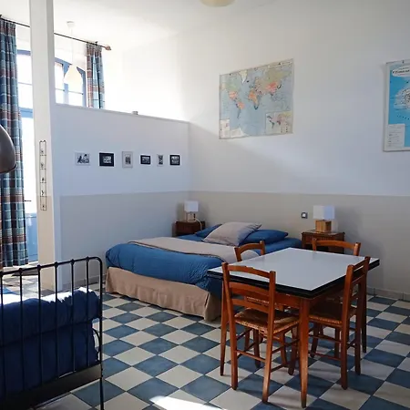 Le Domaine Des Ecoliers 3*