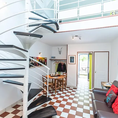 Le Domaine Des Ecoliers 3*