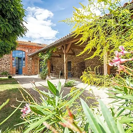 Le Domaine Des Ecoliers Bed & Breakfast