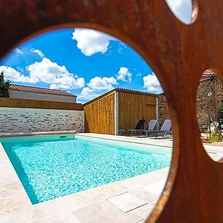 Le Domaine Des Ecoliers Montaigu-Vendee