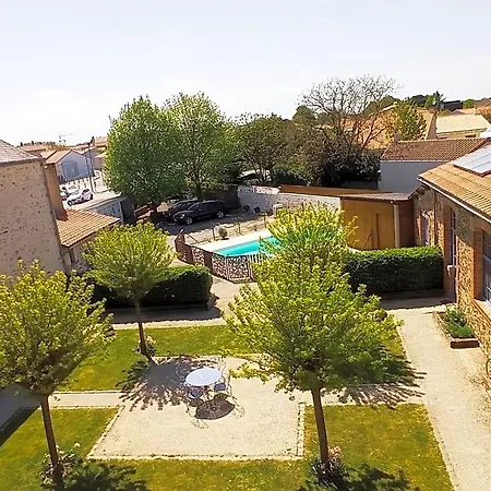 Le Domaine Des Ecoliers Bed & Breakfast