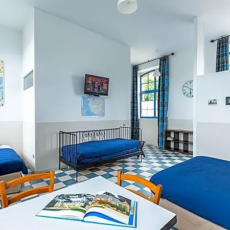 Le Domaine Des Ecoliers Bed & Breakfast Montaigu-Vendee
